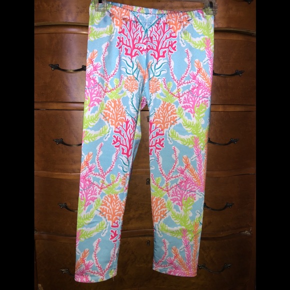Lilly Pulitzer Pants - 🚫sold Lilly Pulitzer leggings